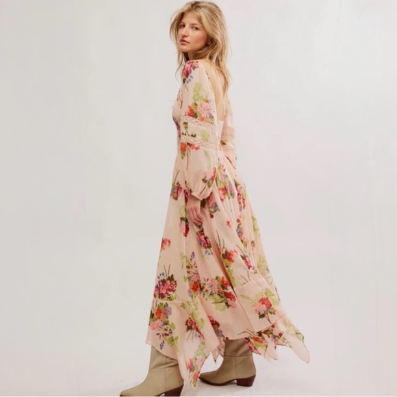 Free People Dresses & Skirts - Free People Morning Glory Maxi Dress Floral Boho Smocked Tea Combo Size S EUC
